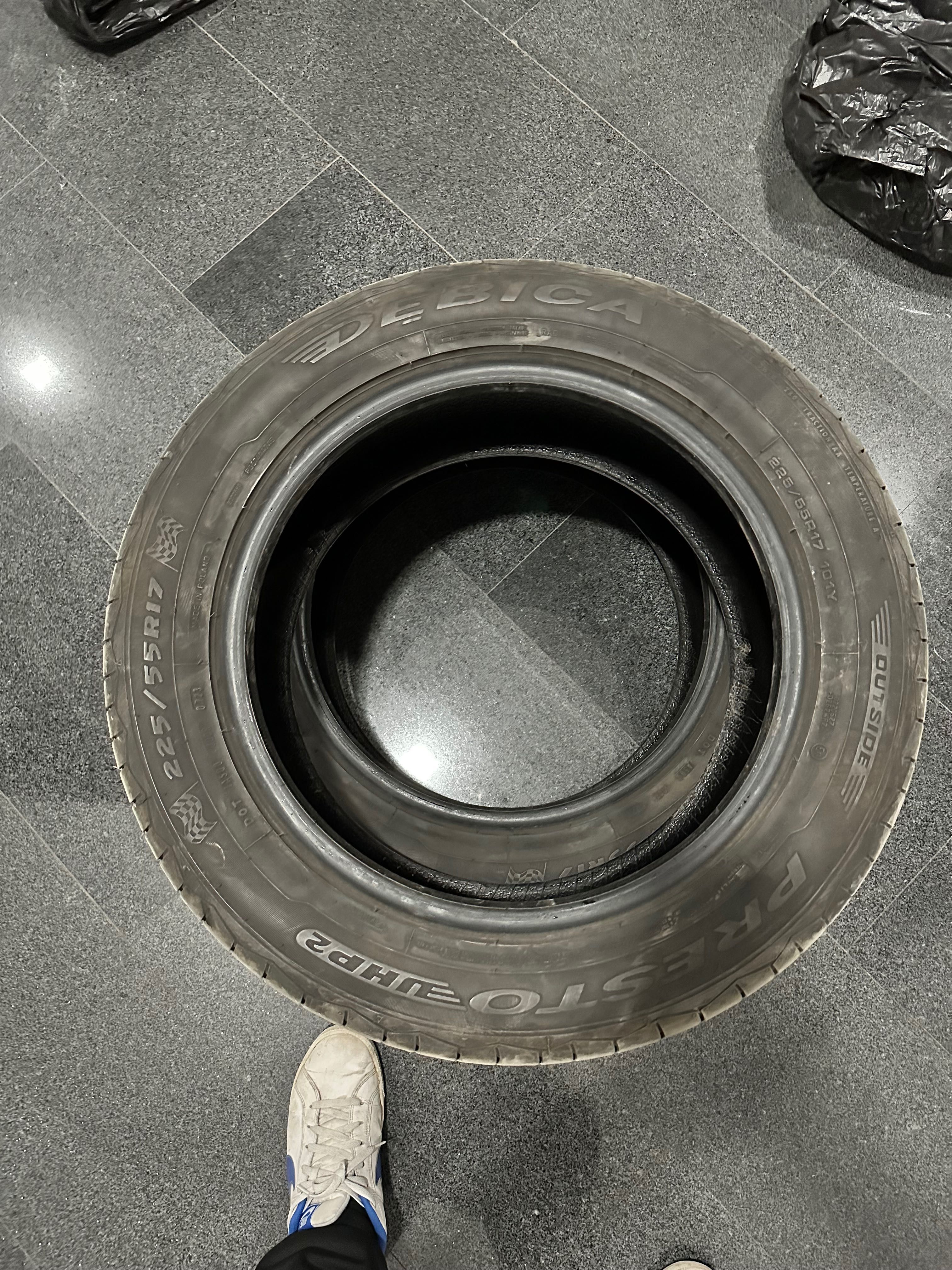 Продавам Летни гуми 225/55/17 Debica presto uhp 2. ДОТ:07 2023.