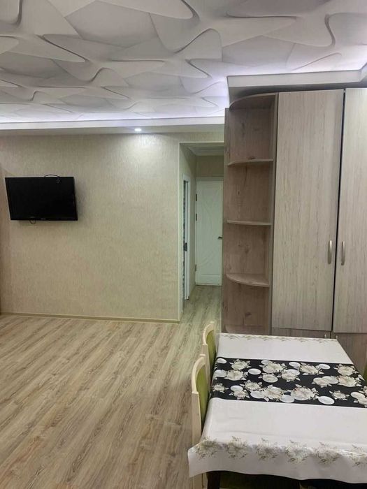 Продаётся юнусабад 8, кирпич 77серия 3 ком
