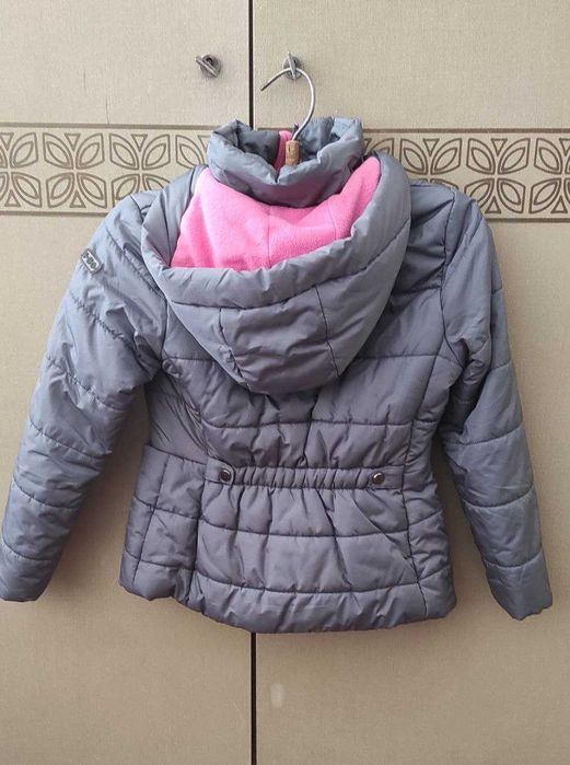 Теплая куртка на девочку