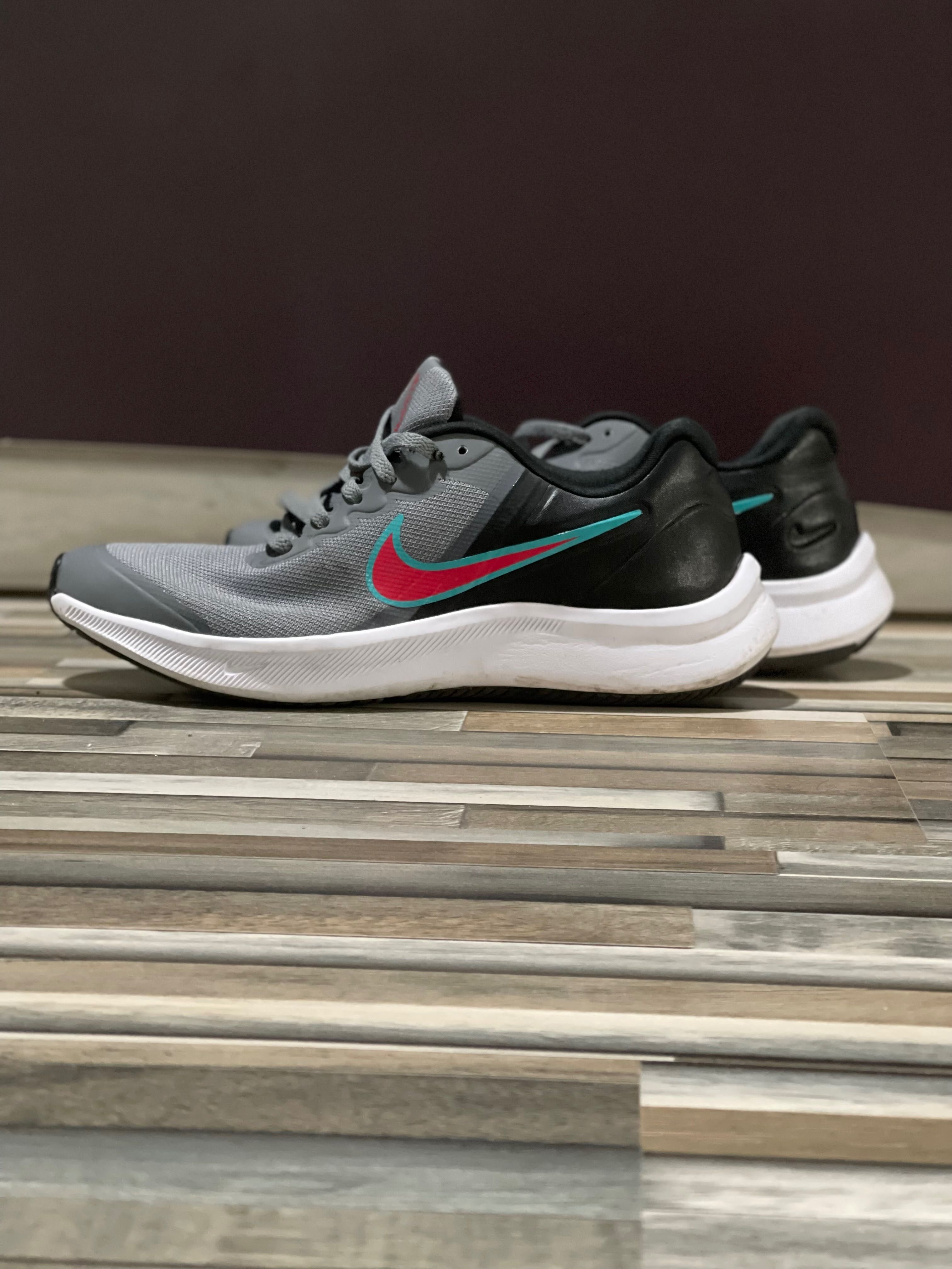 Спортни обувки Nike - КАТО НОВИ!