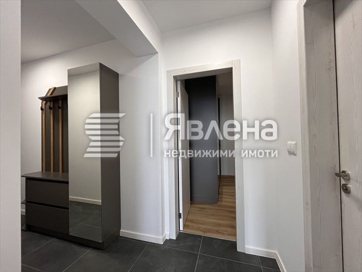 Панорамен Тристаен апартамент до ул. Прилеп