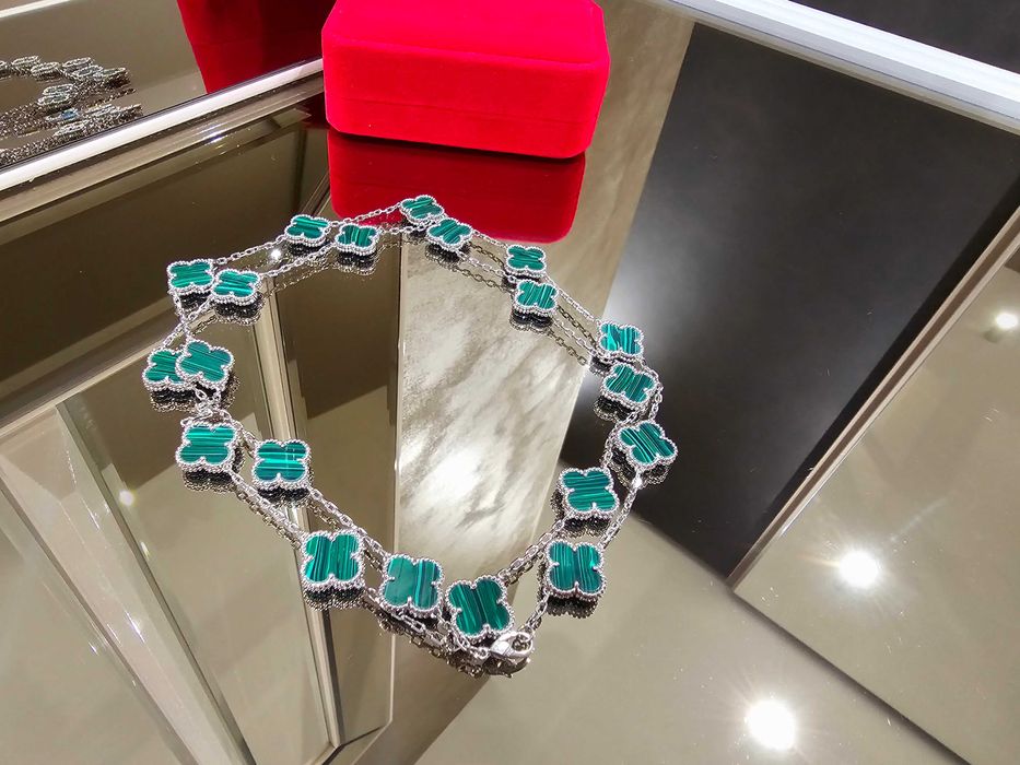 Van Cleef & Arpels VCA Silver Green 20 Motifs Alhambra Дамско Колие