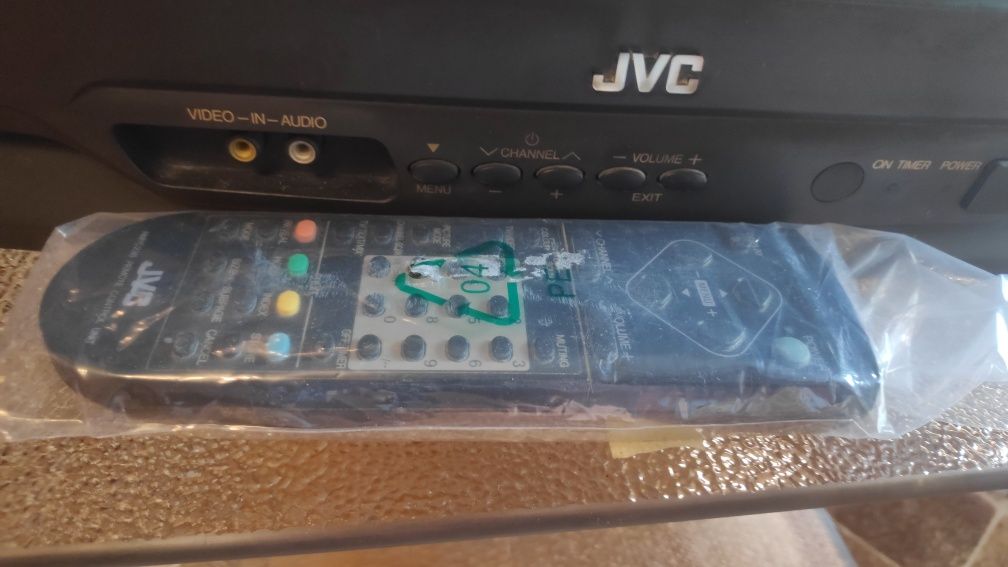 Продавам - 14" телевизор JVC AV-1431TEE