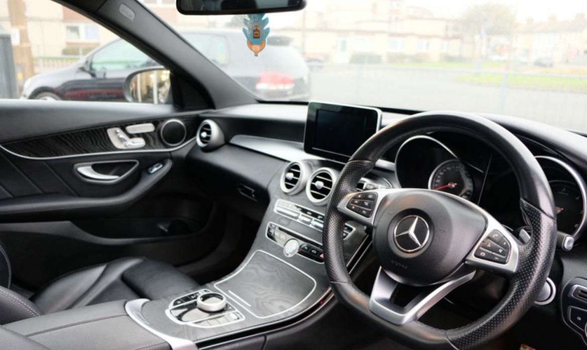 Mercedes C220 AMG Premium +