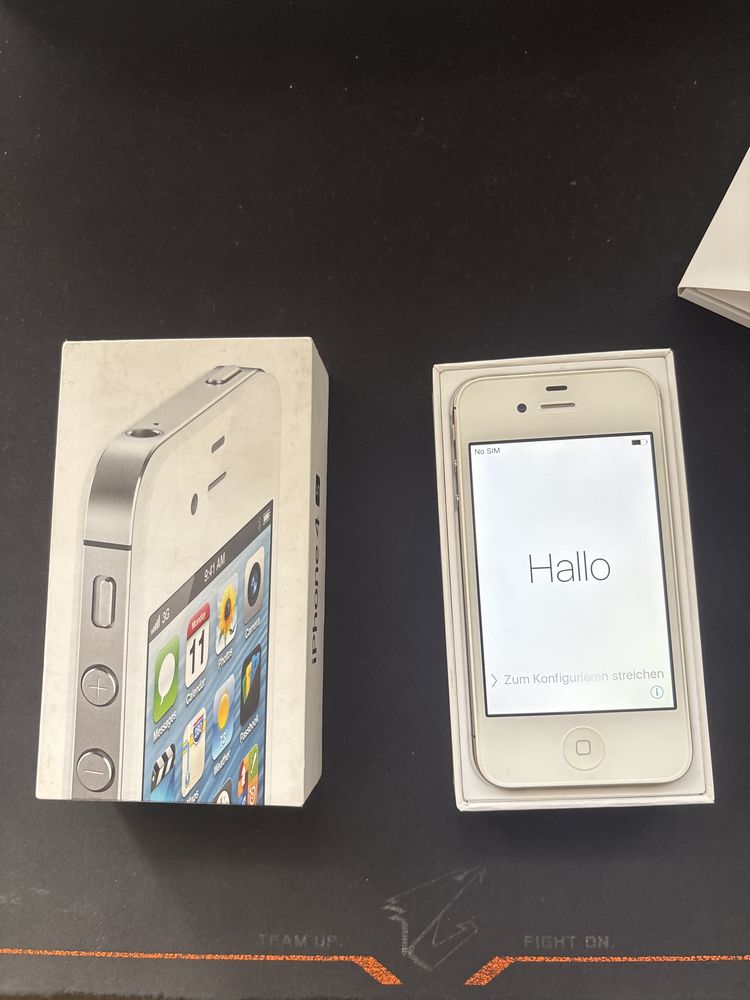 Vând iPhone 4s pentru colecținari 16gb