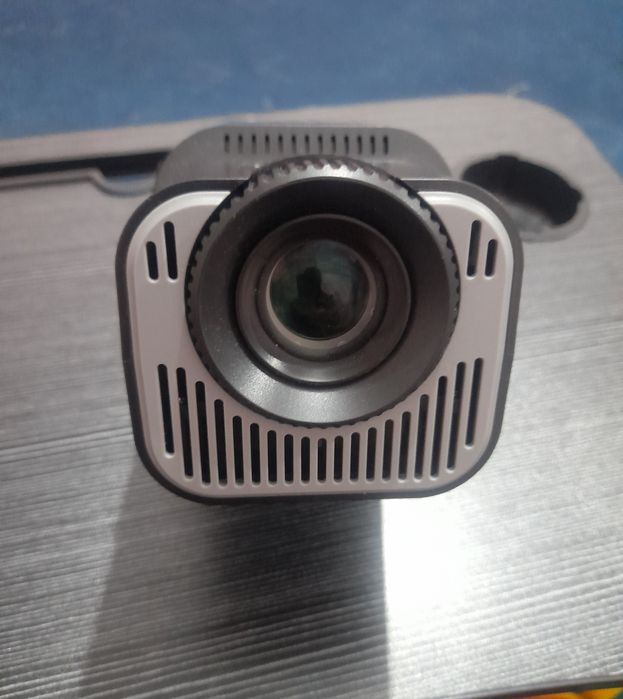 proyektor, проектор