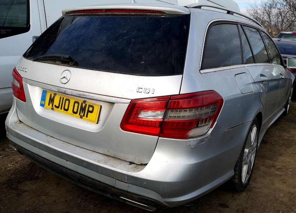 Dezmembrez Mercedes E-class W212 AMG 3.0 euro 5 2011.