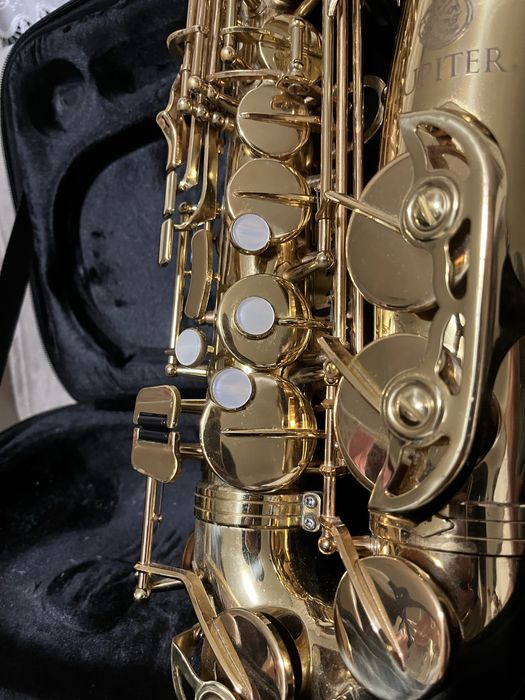 Vand saxofon alto Jupiter Yas 567
