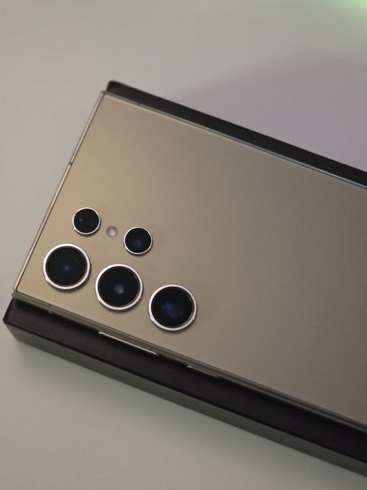 Samsung s24 Ultra, 12GB / 512 GB ca Nou