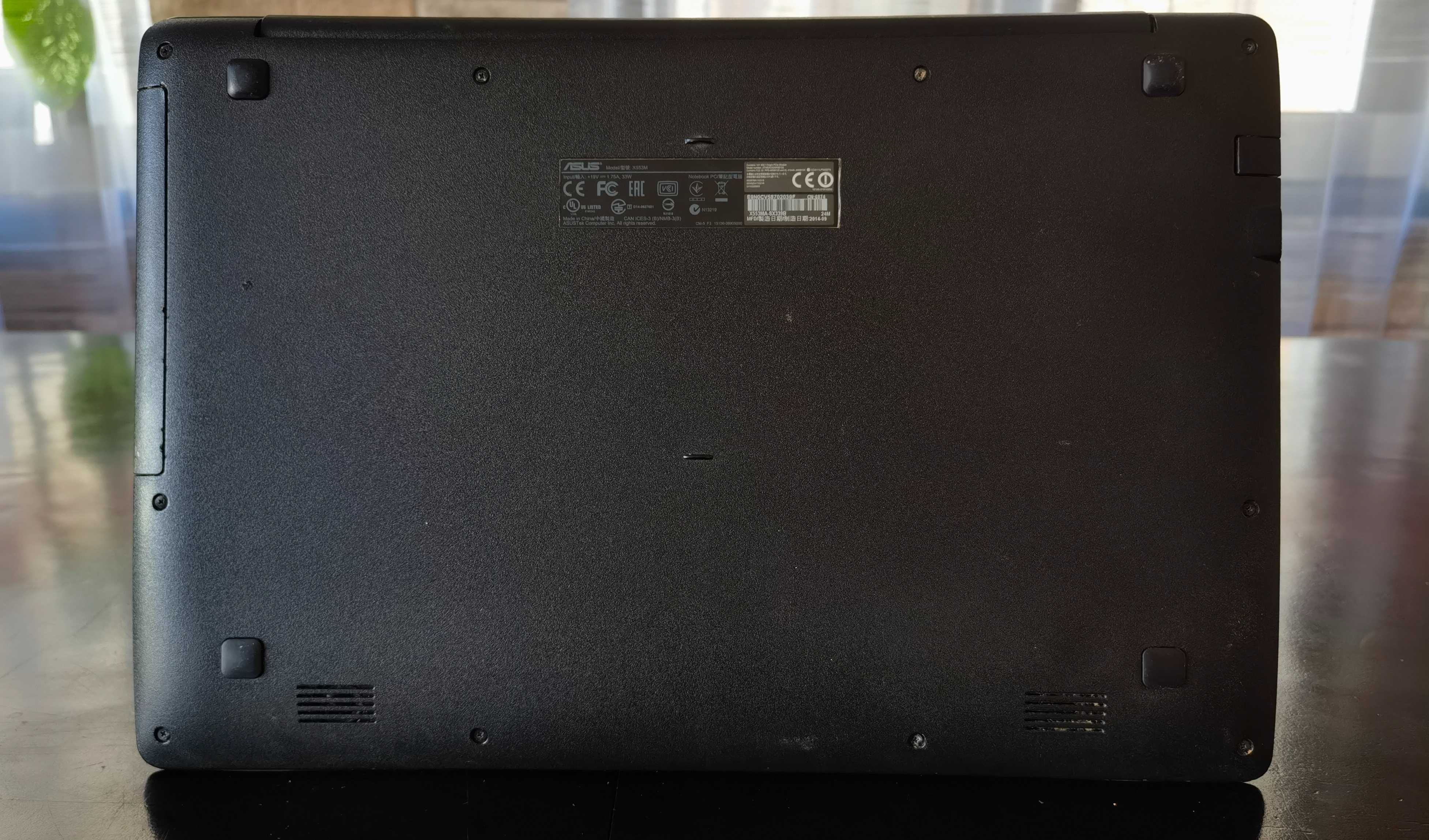 Продавам лаптоп Asus X553m/15.6сКам/2х2.16Ghz/4gb/1000gb/HDMI
