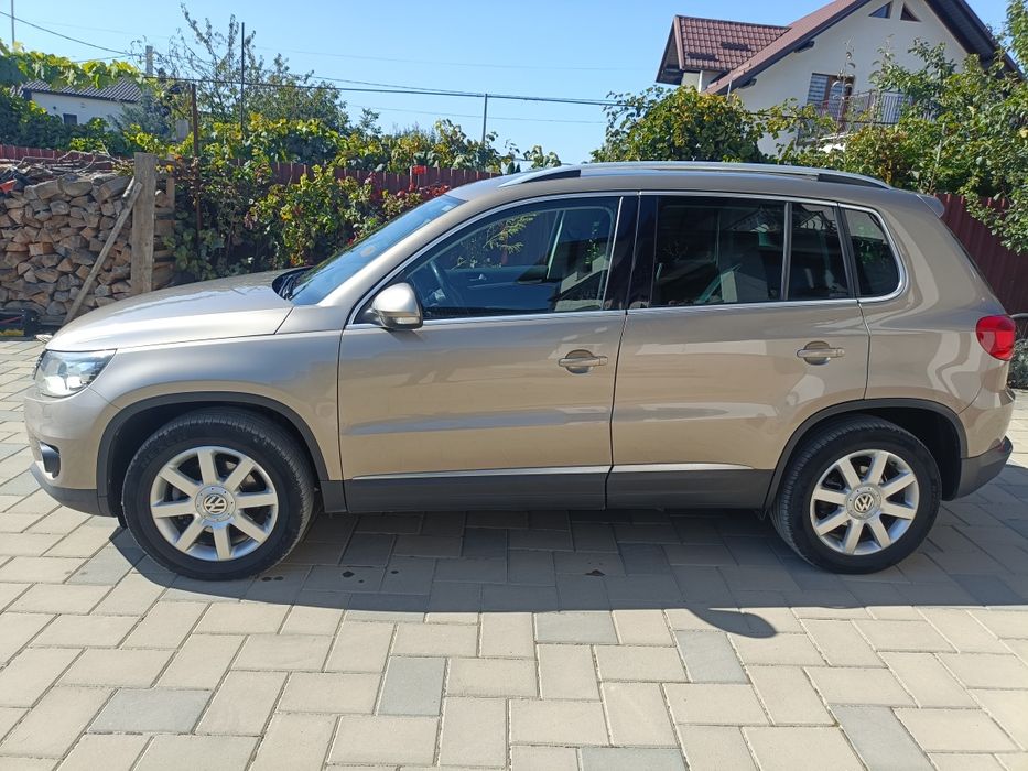 Volkswagen Tiguan 2012 – 4x4, automată