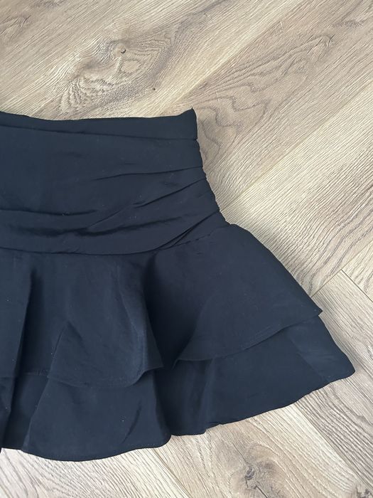 Черна поличка ZARA