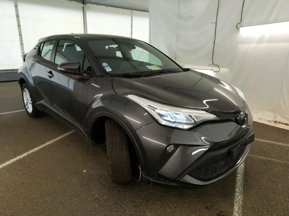 Toyota C-HR Toyota C-HR 1.8 Hybrid E-CVT, 2021, 91700 km, incalzire in scaune, led