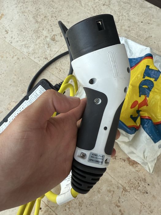 Statie incarcare auto electrica Jaguar Land Rover