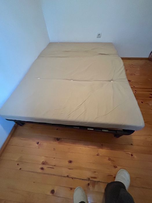 Двойка разтегателен диван от икеа