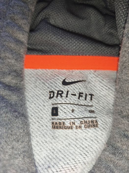 Дамски суичър Nike
