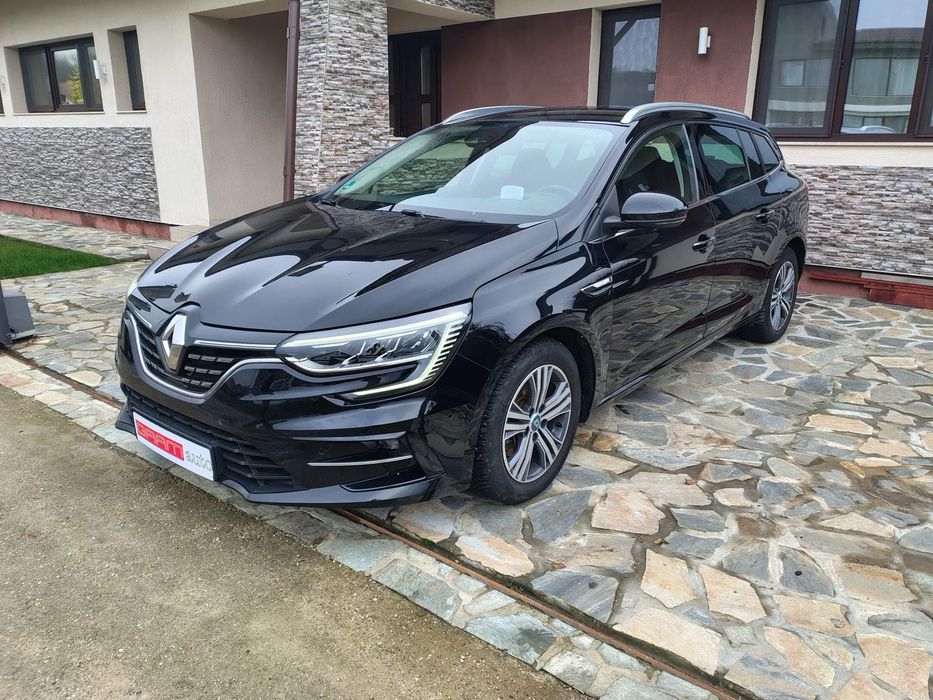 Renault Megane E-Tech Plug-in Hybrid/63000km/2021