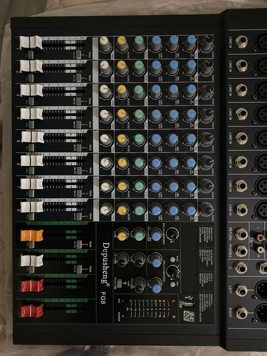 Mixer audio profesional 8 canale