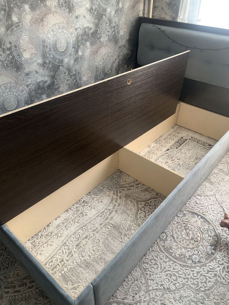Продается кровать 120*200