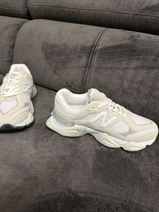 Маратонки new balance