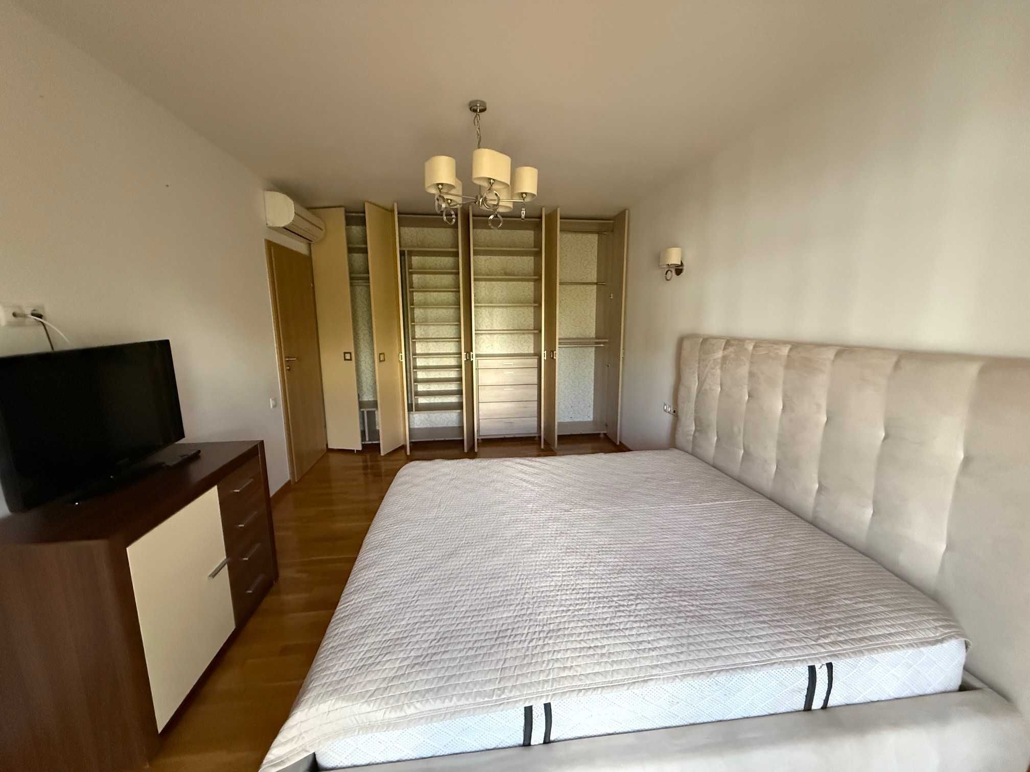Inchiriere -apartament 2 camere Carol Park Residence