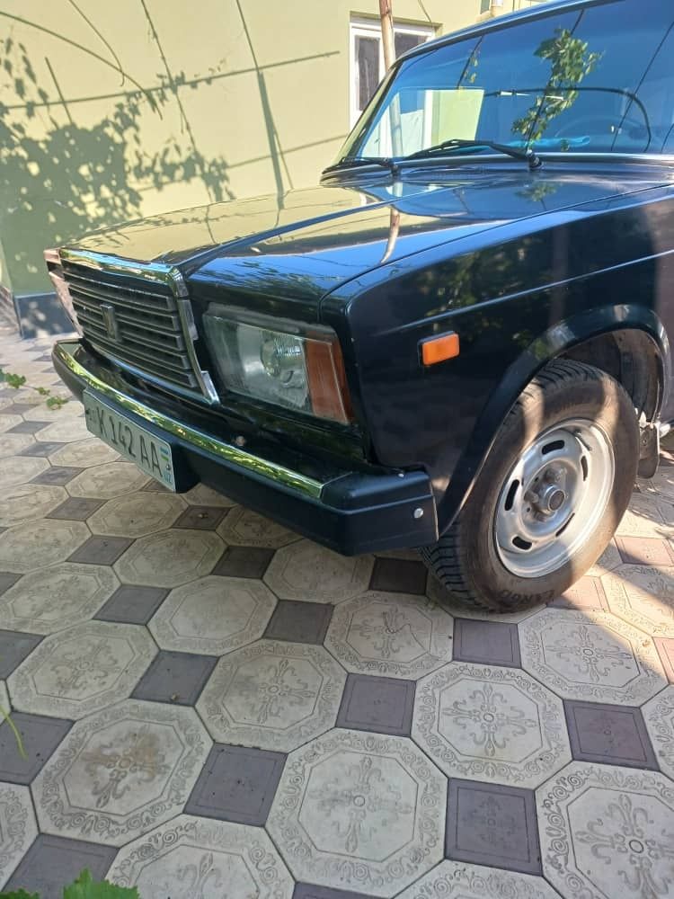 Продаётся ваз 2107.