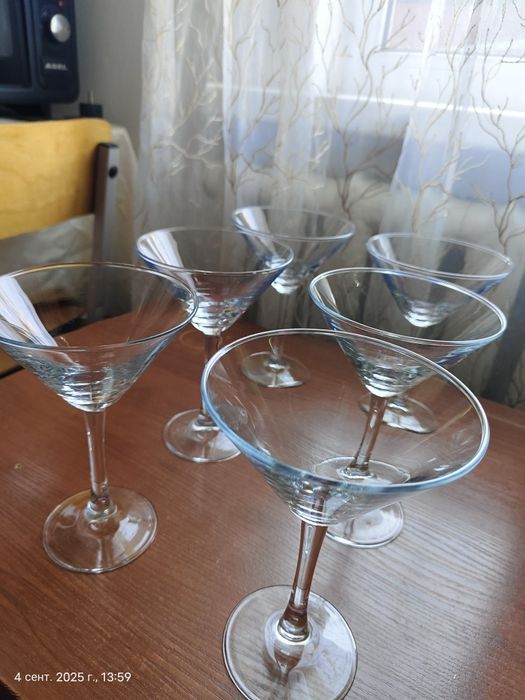 Продам Фужеры 6 шт