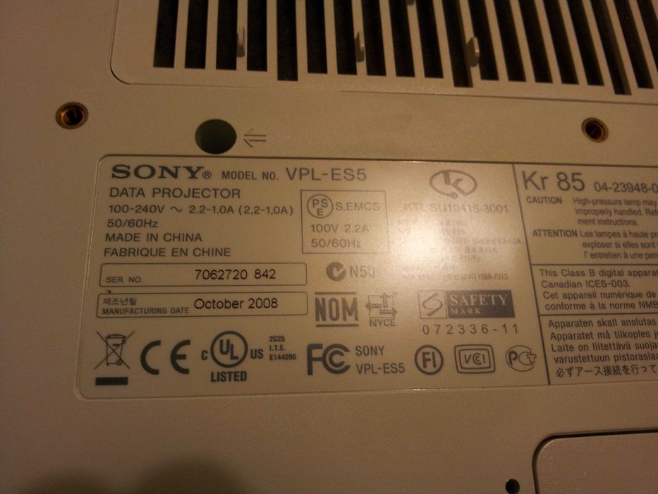 Videoproiector dataproiector video data proiector SONY VPL SV5