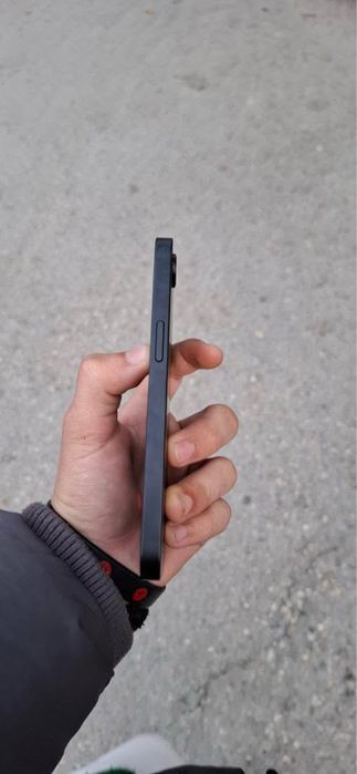 iPhone 16e black 128 gb Barter