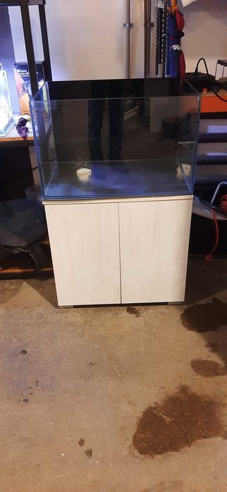 Acvariu 117 litri cu stand