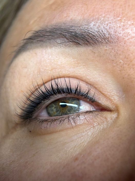 Ламинирование ресниц и бровей