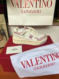 Adidasi Valentino Garavani Premium