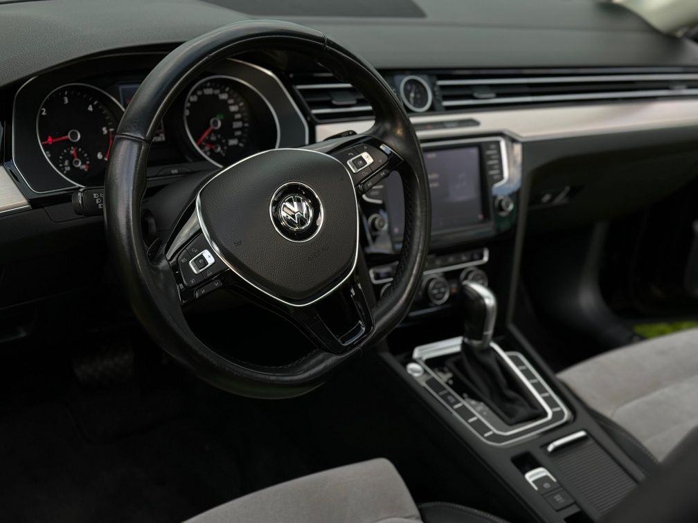 VW Passat 2015 2.0TDI Exclusiv Full! Impecabil top!