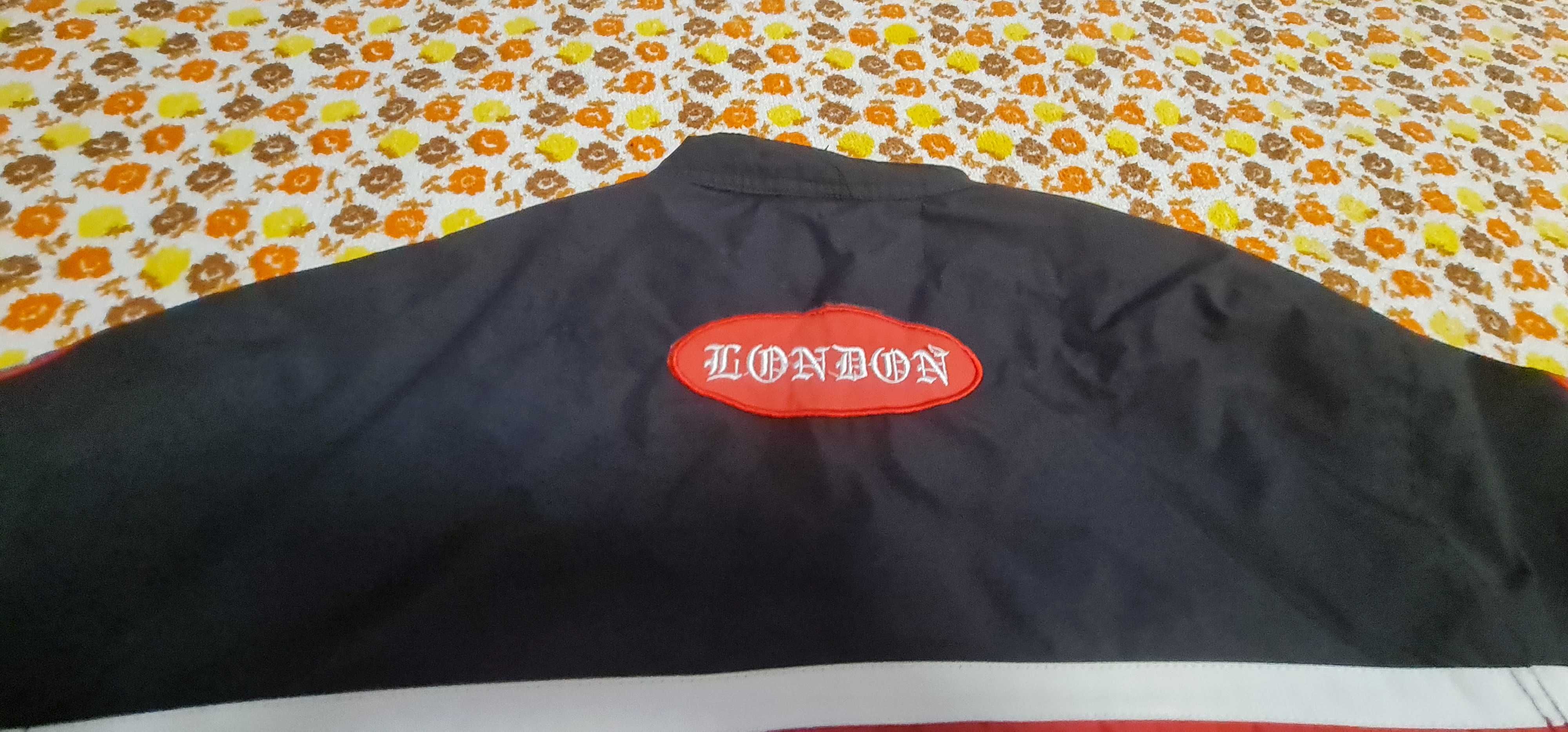 Спортно яке ,,APlX" Reebok (Пролет) XL