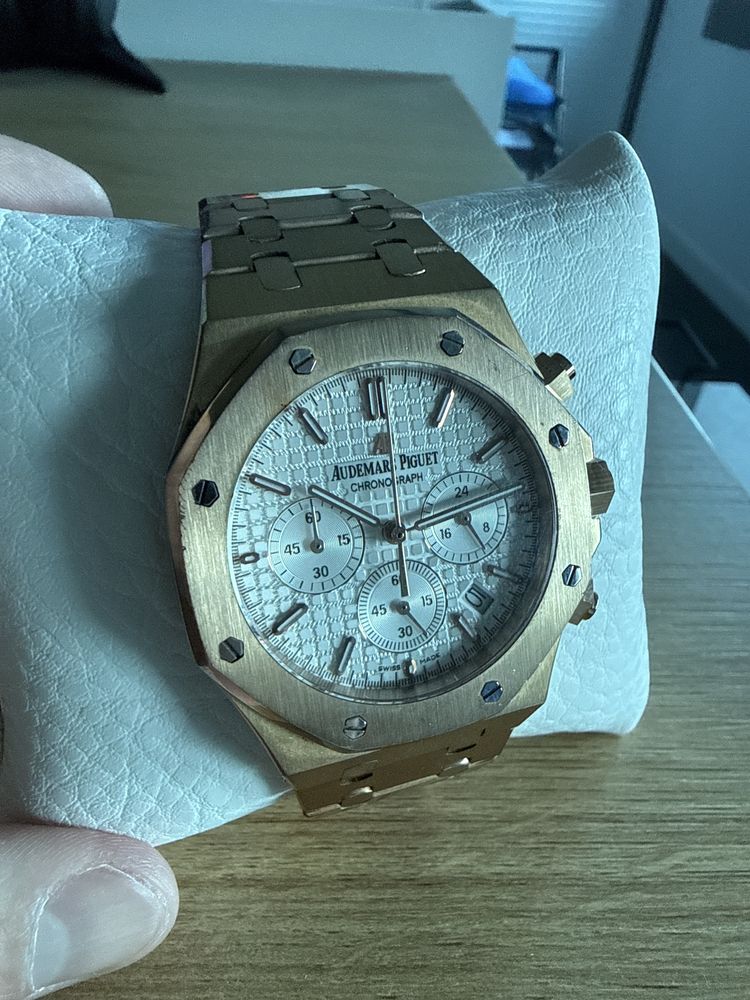 Часовник Audemars Piguet Chronograph Royal Oak