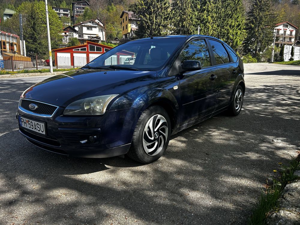 Ford focus 1.6  proprietar