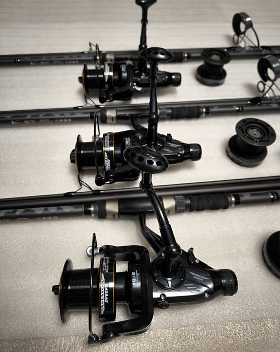SET 3 Lansete Tactics 3.90m 5LBS 3 segmente + 3 Mulinete AVIATOR DP80