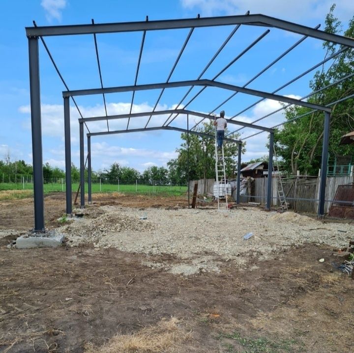 Vand Hala metalica 9x15x4 din profil IPE160 
Structura contine:
4ferme