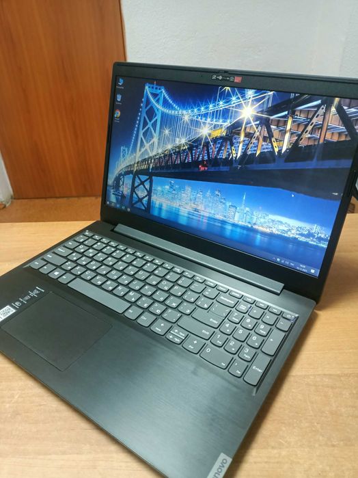 Ноутбук в отличном состоянии для работы, учёбы.