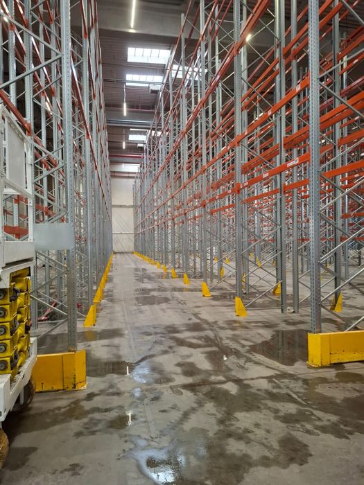 Vand rafturi metalice stoc mere