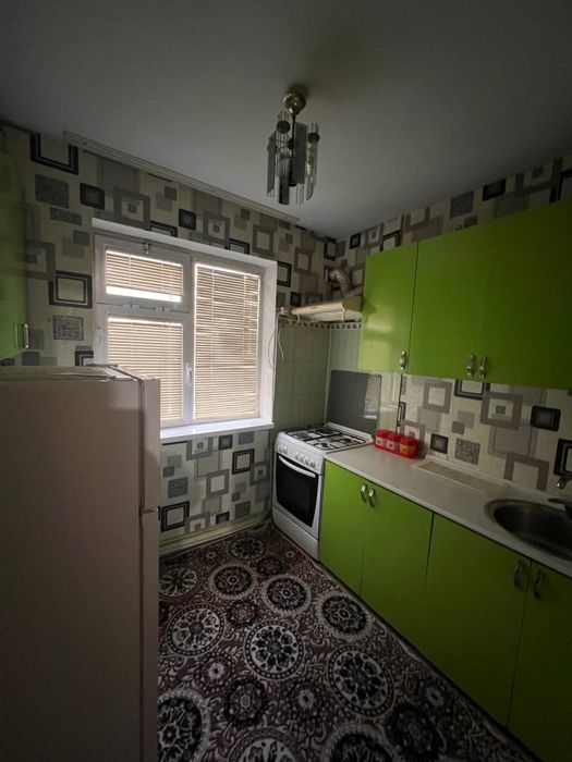 2 xonali kvartira sotiladi manzil vagzal parsiyez  4 etaj