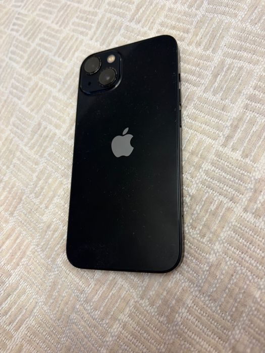 iPhone 13 128gb черен