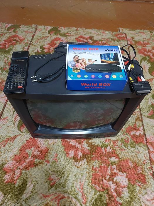 Телевизор сотилади