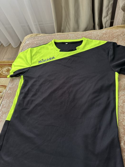 Продам волейбольную форму Mikasa