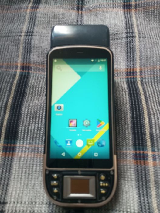 Продается смартфон