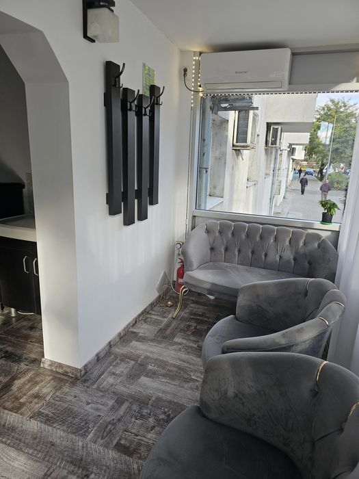 Scaun frizer / coafor de inchiriat