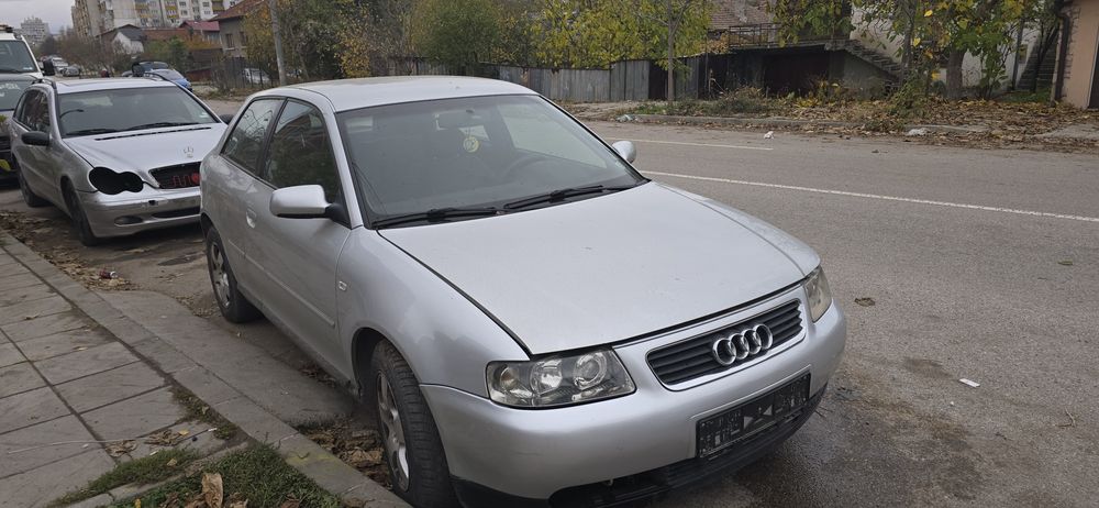 Продавам капаци калници за Audi A3