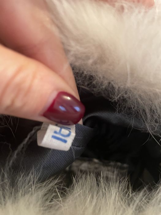 Caciula din blana de vulpe noua