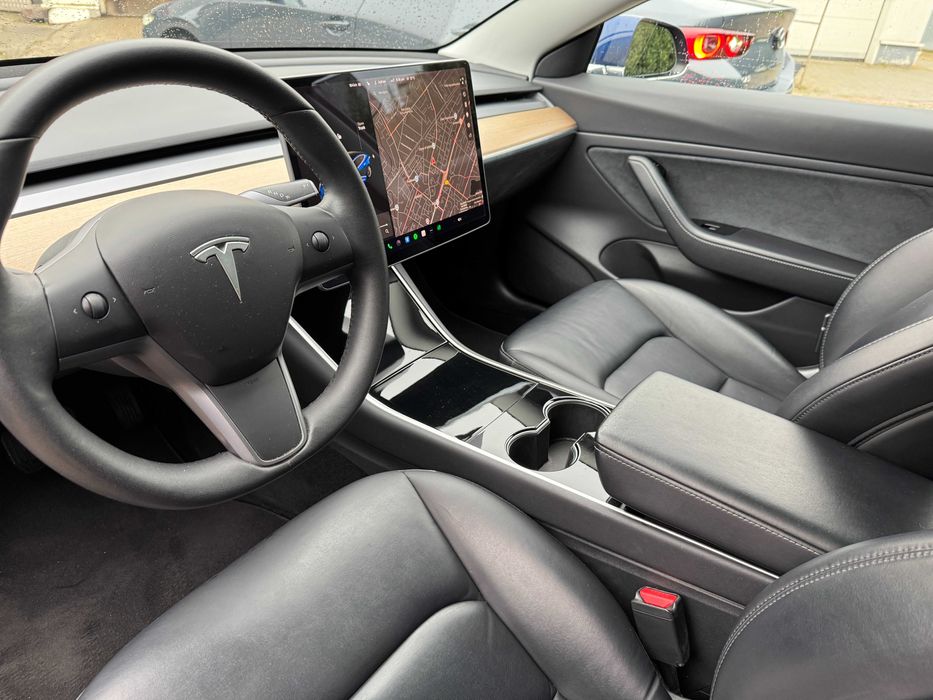 Tesla model 3, SR+, Cluj-Napoca, 136.000 km, TVA deductibil inclus