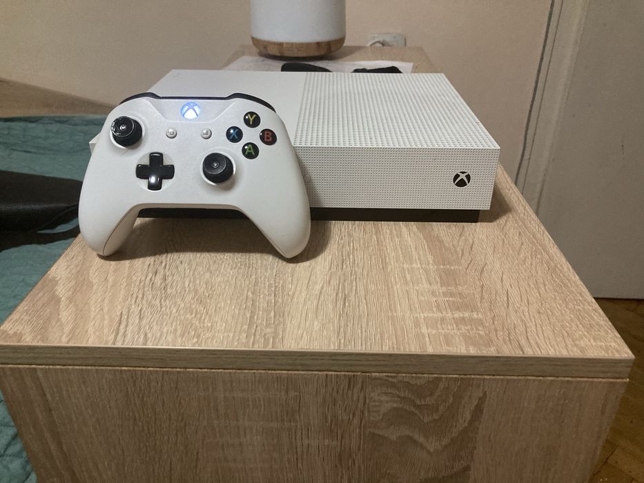 Игрална Конзола Xbox one S